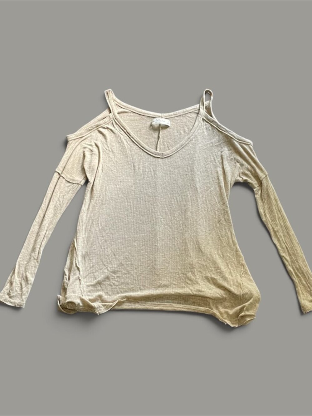 Long Sleeved Top Abercrombie & Fitch Tan Cold Shoulder women's XS